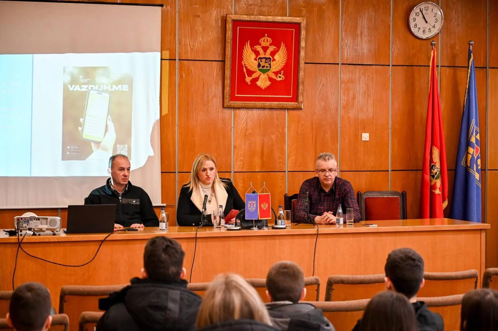 Nikšićki osnovci učili o ekologiji: Organizovana edukativna kampanja "Znanjem do zelene budućnosti"