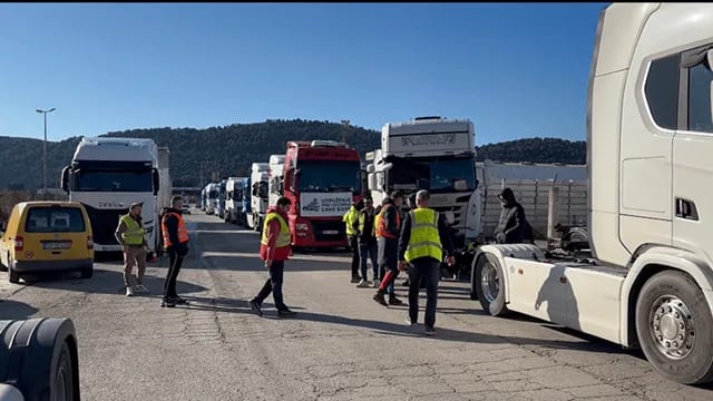 Nova blokada teretnog drumskog saobraćaja?