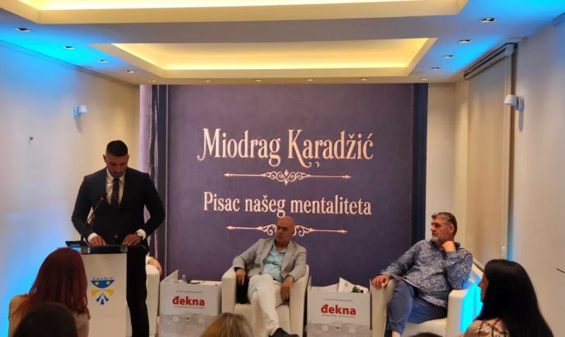 “Đekna je besmrtna jer ne zavisi od politike, a društvene apsurde danas živimo”