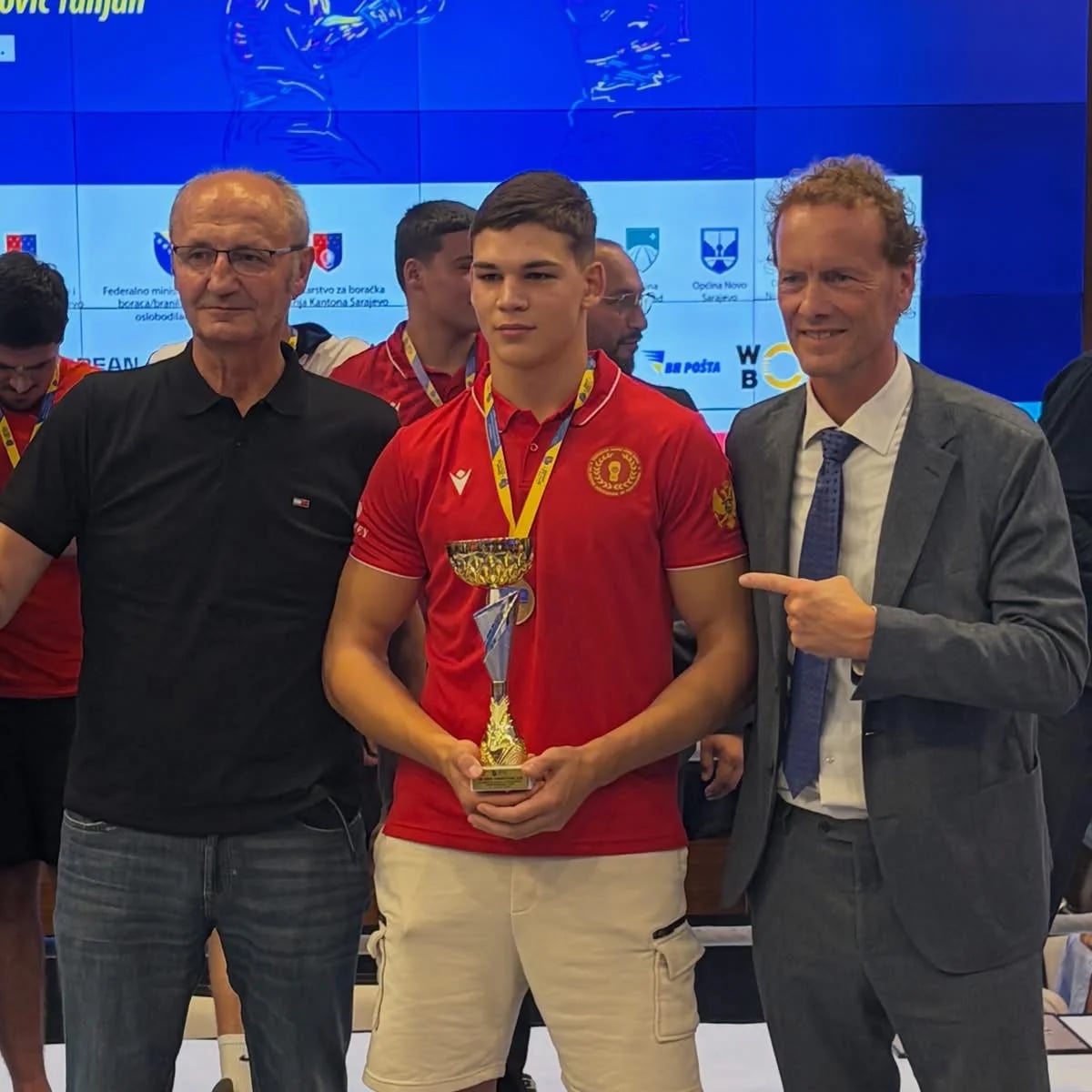 Matija osvojio zlato i proglašen za najboljeg boksera turnira
