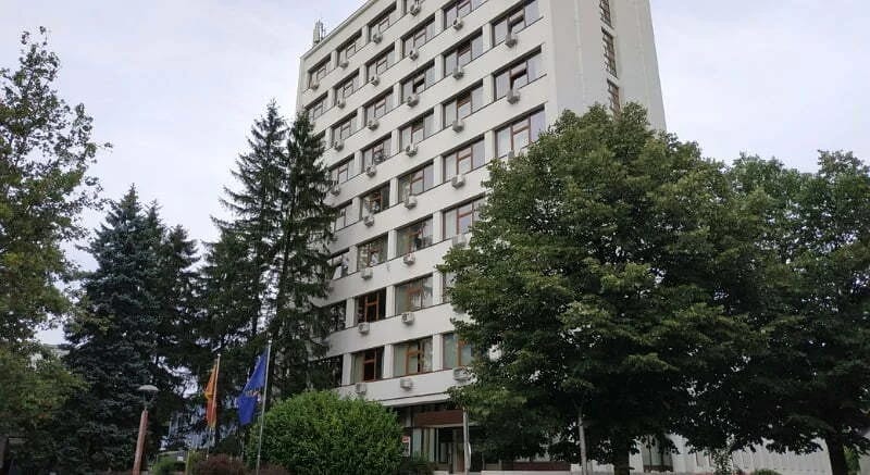 Bez tendera potrošili preko pola miliona eura