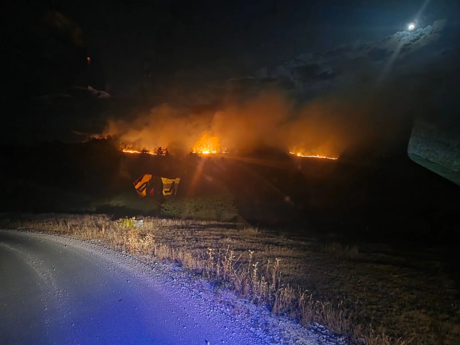 DMEN: Neko se opasno "igra sa vatrom" koja nas može skupo koštati