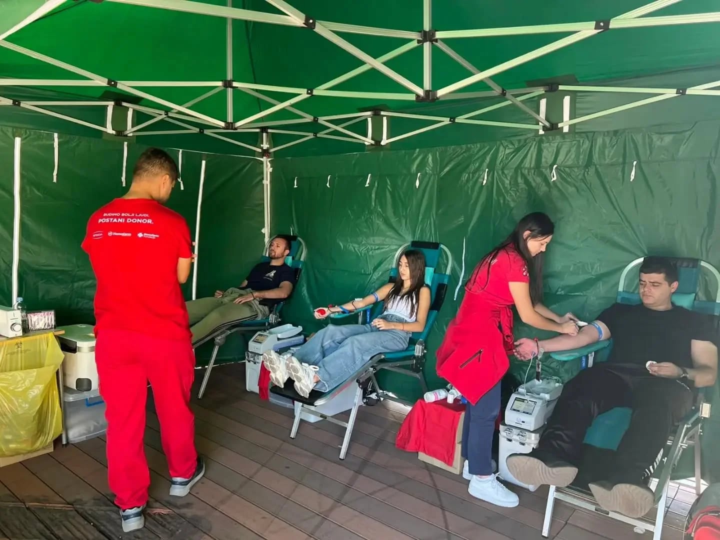 Nikšićani još jednom pokazali solidarnost, u tradicionalnoj akciji prikupljeno 50 jedinica krvi