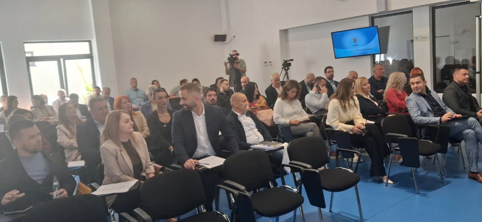 Verbalni sukob nakon sjednice, Muratović prozvao vlast, Lalatović Žižić negirala probleme u koaliciji