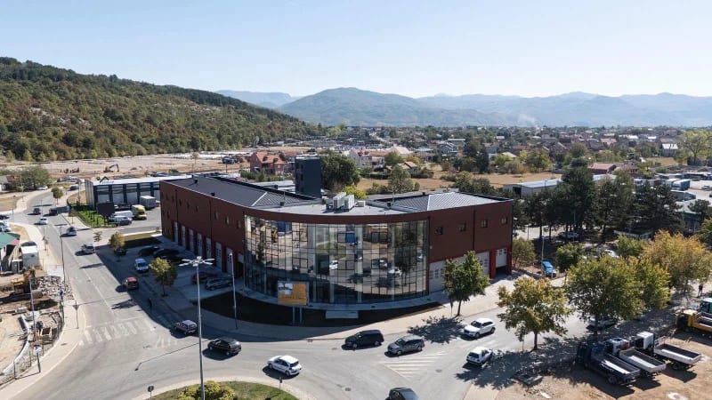 (FOTO) Otvoren novi vatrogasno-spasilački dom, Tadić: Danas naša jedinica dobija novu kuću