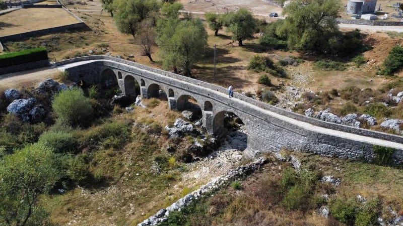 2.000 godina Nikšića kroz četiri mosta