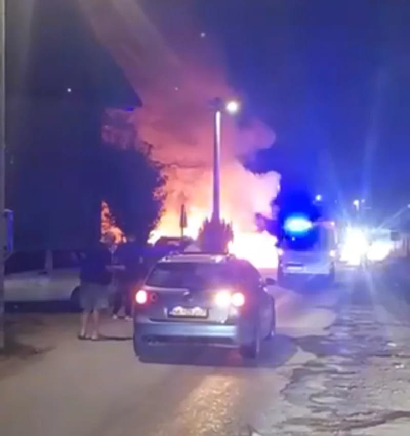 U Straševini izgorio automobil