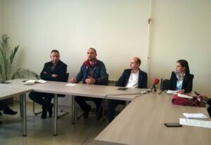 wp_20151120_12_37_13_pro