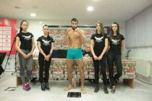 912662_1519626188334497_340374619_n