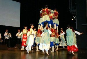 13432187_1794038360828560_175610481010662308_n_1