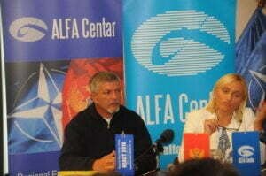 14269818_645362518959741_355435465_n