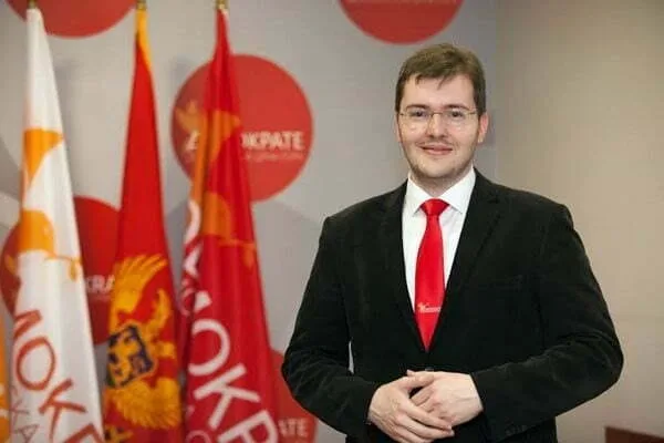 momo_koprivica