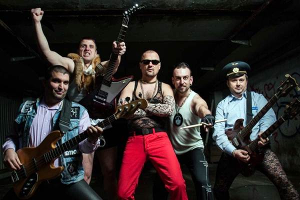 brkovi-band1