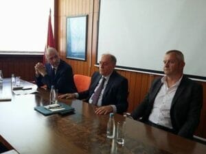 18518454_10209122834843650_1465282589_n