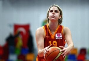 jelena-dubljevic-900x555