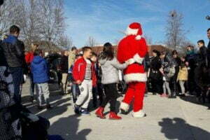 26177047_10210694934385156_1770575621_n