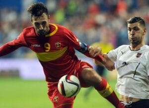 mirko-vucinic-crna-gora-austrija-fudbal