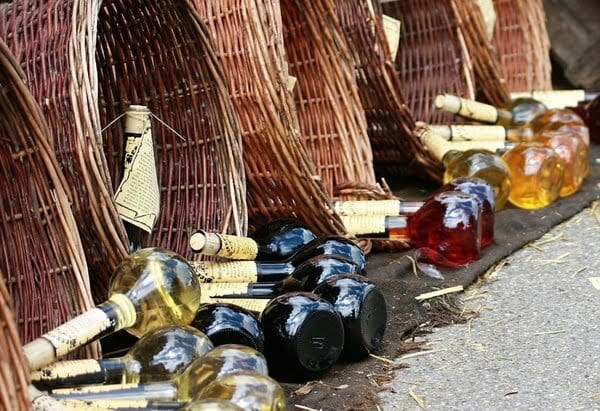 bottles-3152932_960_720