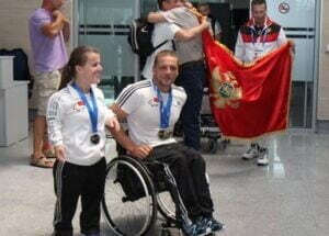 7853de89746f0515ee23a8c83f943933