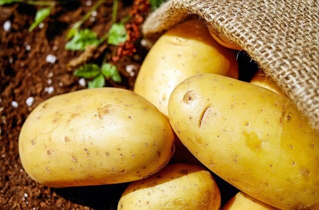 potatoes-1585060_640