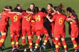 0000002422_1050_624_cut