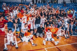 cg-slavlje-s-navijacima-kadeti