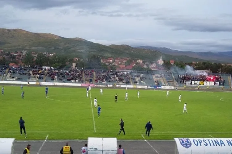 naslovna_46_4_0_0