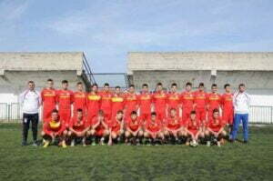 39050589_1050946545063190_5523163746056273920_n