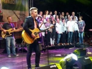 13479972_935965473183021_1836127500_n