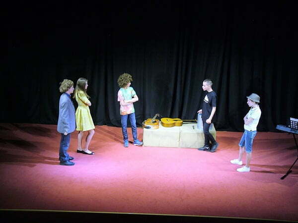 scena_iz_predstave_koncert_za_nevenu