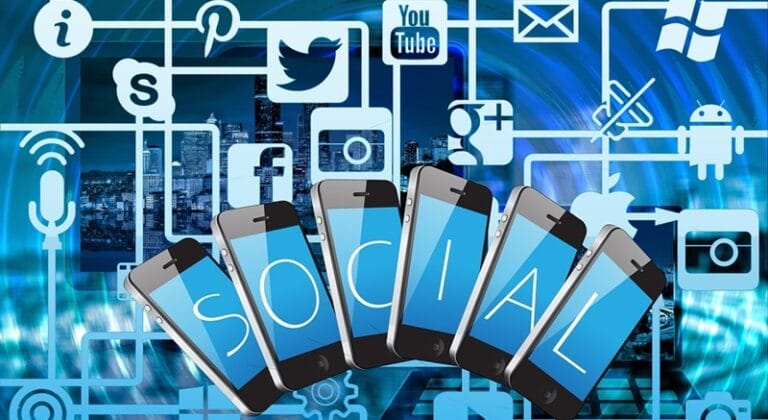 social-3064515_960_720