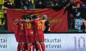 0000002786_1050_624_cut