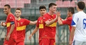 48197942_194754021468211_7451431103627264000_n