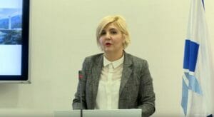 e3581192-5ccd-43a2-8d6b-adc665238526