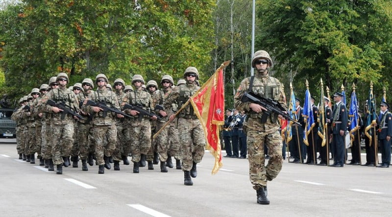 vojska-cg-1000x555