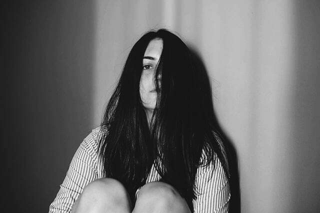girl-2705518_640