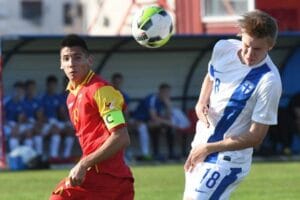 0000003275_1050_624_cut