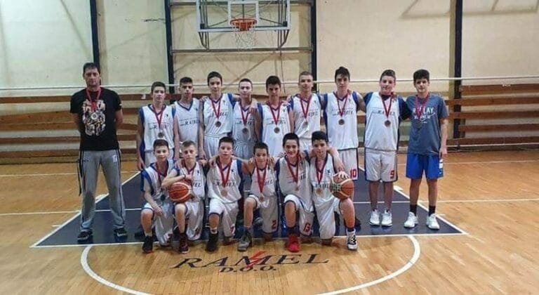 64750655_2739730666043472_4215426241139834880_n