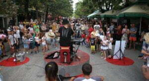 21175410_10210780170442881_777870941_n_0