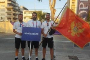 b177f84d-4236-41c4-b9df-7ff5a9944847