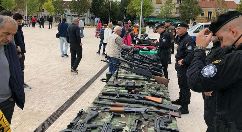 pol1