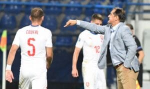 0000003821_1050_624_cut