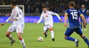 0000004004_1050_624_cut