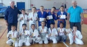 72784993_2560819697330706_4856027253357674496_n