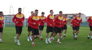 0000002692_1050_624_cut