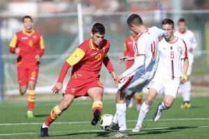 0000004391_1050_624_cut