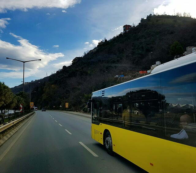 bus-2069419_640