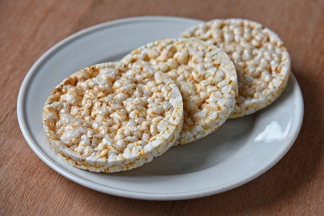 rice-cracker-3481623_640