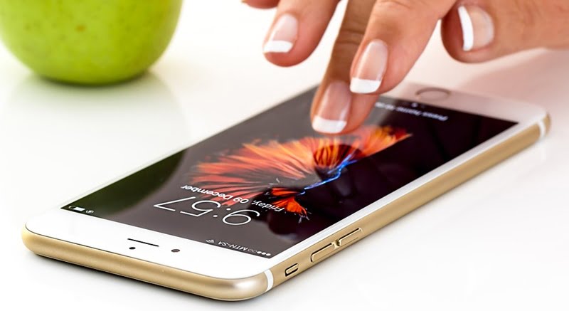 smartphone-1894723_960_720