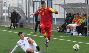 0000004184_1050_624_cut